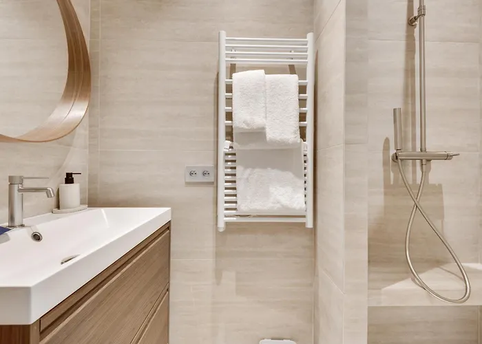 Le Confidentiel - Moulin Rouge Апартаменты *