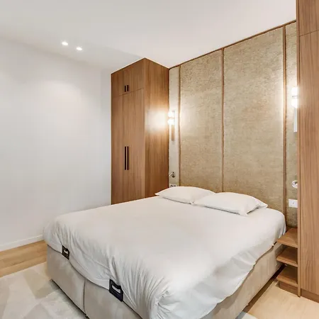 Apartament Le Confidentiel - Moulin Rouge Paryż